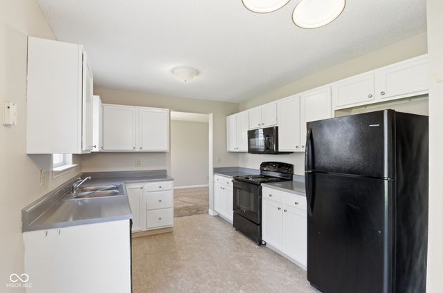 7414 Sedgewick Way, Indianapolis, IN 46256