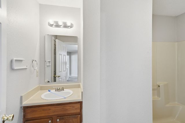 7414 Sedgewick Way, Indianapolis, IN 46256