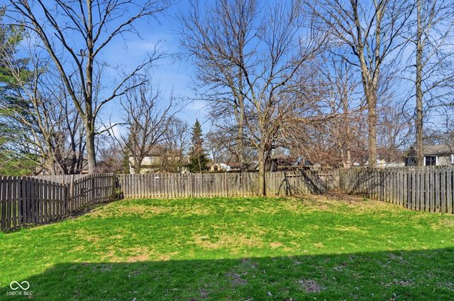 7414 Sedgewick Way, Indianapolis, IN 46256