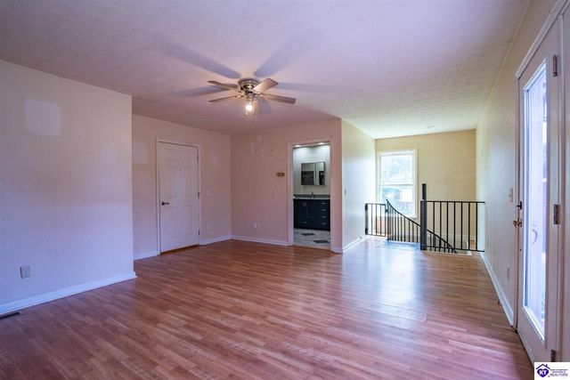 719 Bon Aire Drive, Elizabethtown, KY 42701