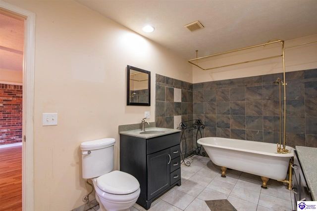 719 Bon Aire Drive, Elizabethtown, KY 42701