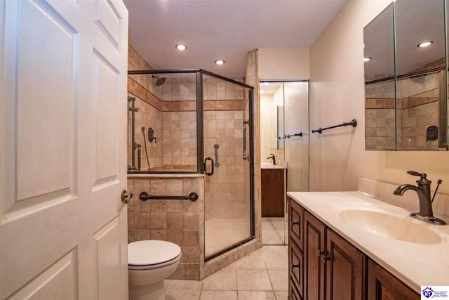 719 Bon Aire Drive, Elizabethtown, KY 42701