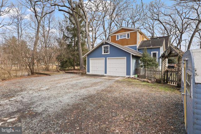 206 GROVE AVE, Washington Grove, MD 20880