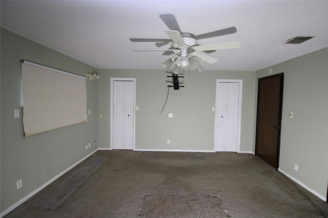 401 E 5th St, Sweeny, TX 77480