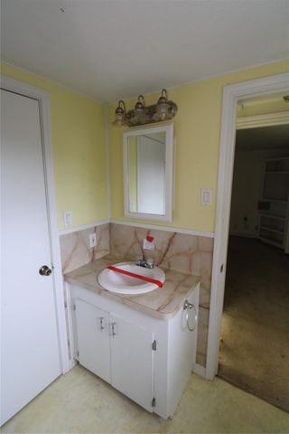 401 E 5th St, Sweeny, TX 77480