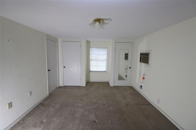 401 E 5th St, Sweeny, TX 77480