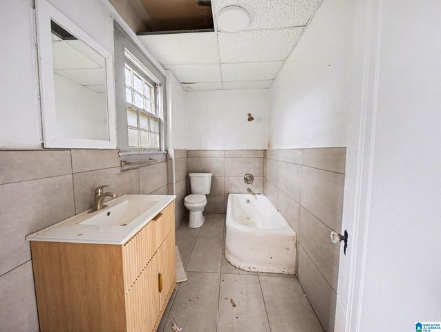 1601 43RD STREET, Birmingham, AL 35208