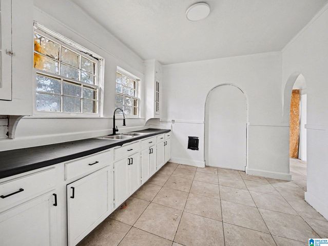 1601 43RD STREET, Birmingham, AL 35208