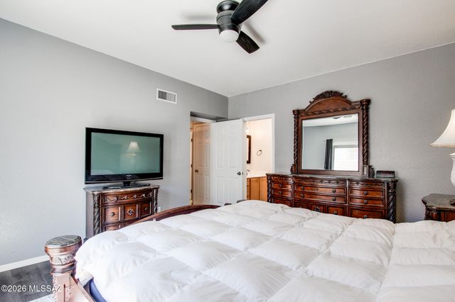 978 W Lockwood Lane, Tucson, AZ 85704