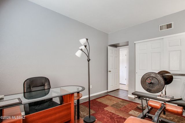 978 W Lockwood Lane, Tucson, AZ 85704