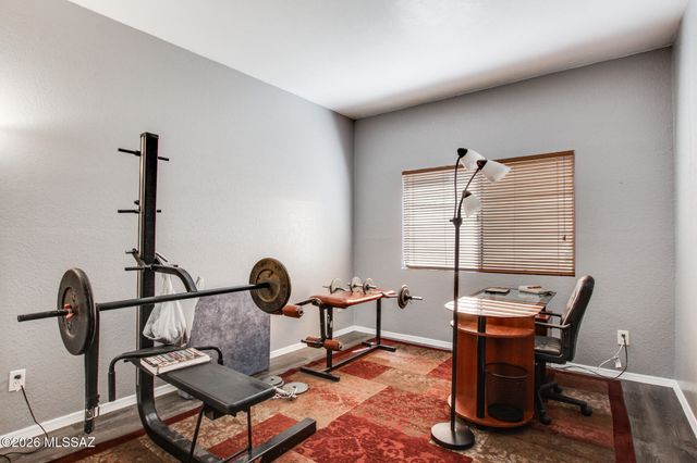 978 W Lockwood Lane, Tucson, AZ 85704