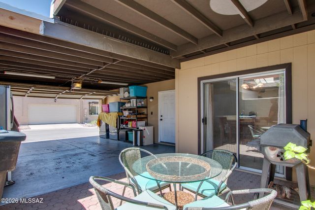 978 W Lockwood Lane, Tucson, AZ 85704