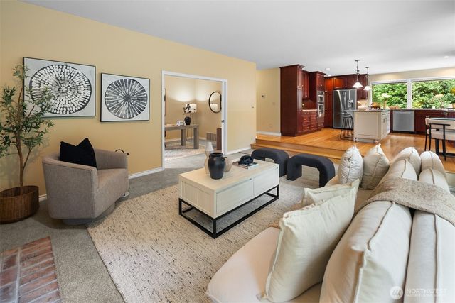 16116 68th Avenue W, Edmonds, WA 98026