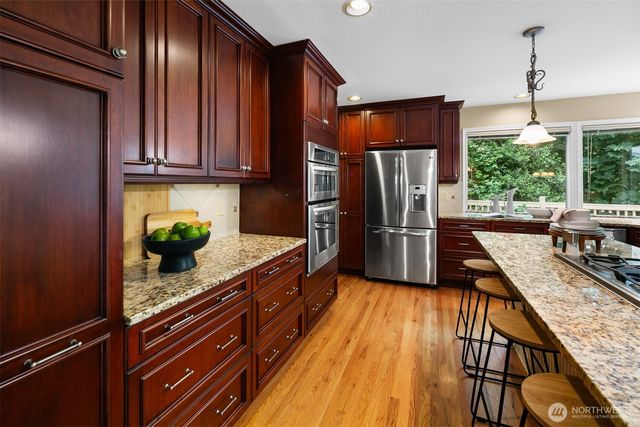 16116 68th Avenue W, Edmonds, WA 98026