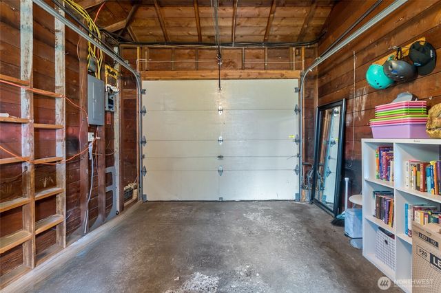 909 N 170th Street, Shoreline, WA 98133