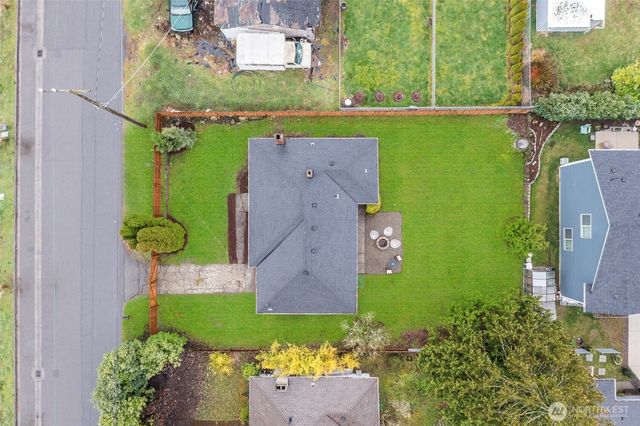 909 N 170th Street, Shoreline, WA 98133