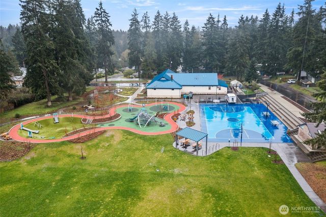 909 N 170th Street, Shoreline, WA 98133