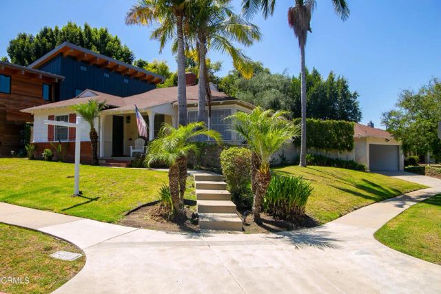 7601 Flight Avenue, Los Angeles, CA 90045