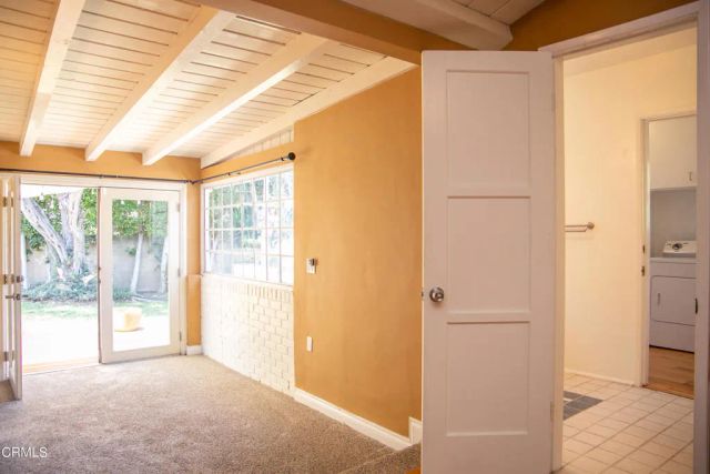 7601 Flight Avenue, Los Angeles, CA 90045