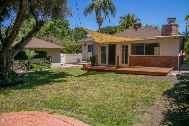 7601 Flight Avenue, Los Angeles, CA 90045