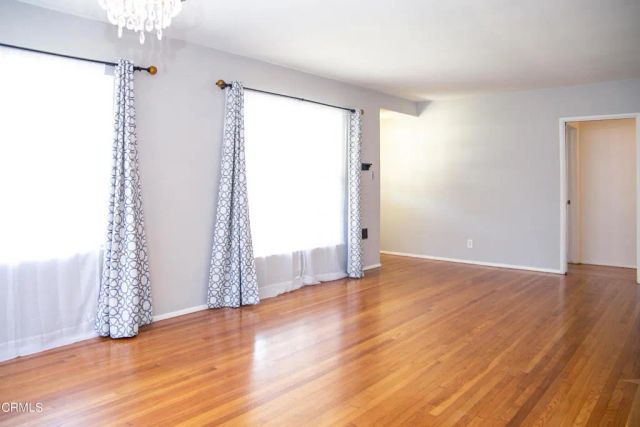 7601 Flight Avenue, Los Angeles, CA 90045