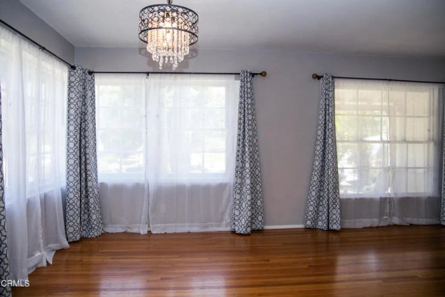 7601 Flight Avenue, Los Angeles, CA 90045