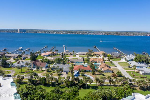 4 Oceans West Blvd Apt 602A, Daytona Beach Shores, FL 32118