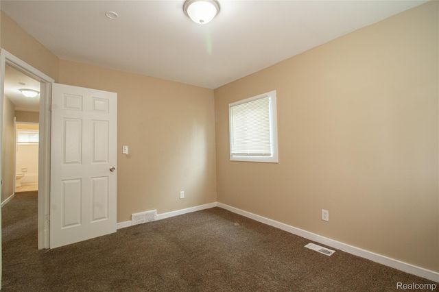 20442 Greenlawn Street, Detroit, MI 48221