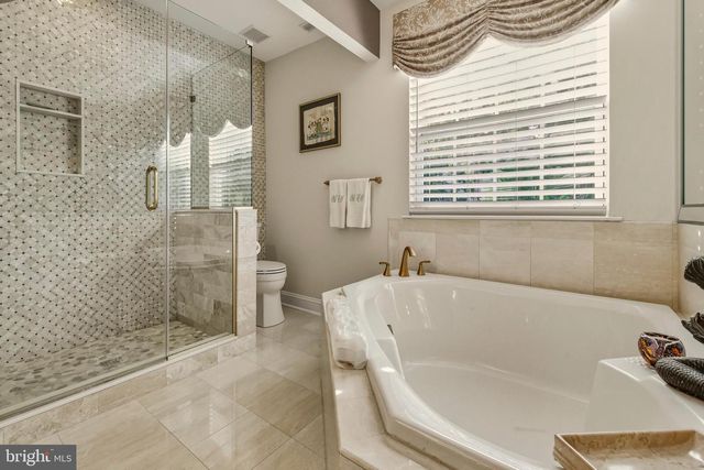 267 CHURCHILL DR, Egg Harbor Township, NJ 08234