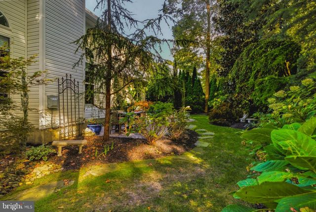 267 CHURCHILL DR, Egg Harbor Township, NJ 08234