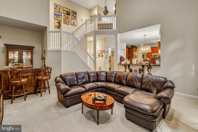 267 CHURCHILL DR, Egg Harbor Township, NJ 08234