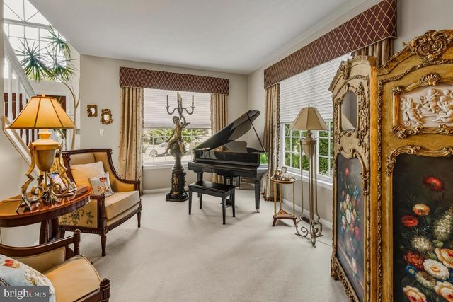 267 CHURCHILL DR, Egg Harbor Township, NJ 08234