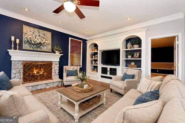 204 Lynn Lane, Canton, GA 30115