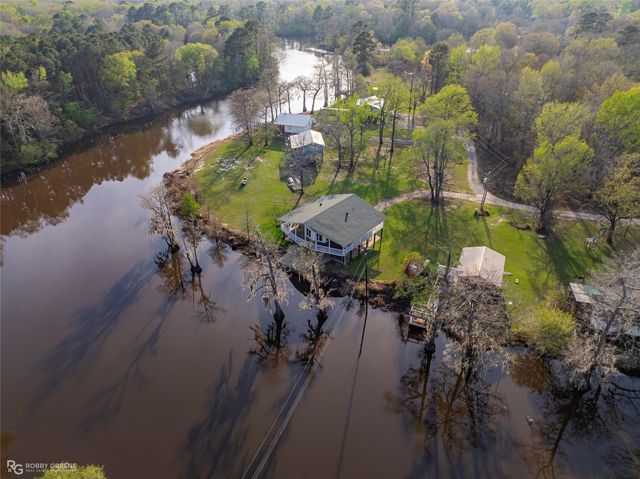 196 Dorcheat Bridge Road, Doyline, LA 71023