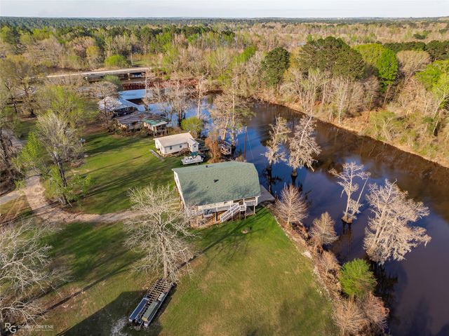 196 Dorcheat Bridge Road, Doyline, LA 71023