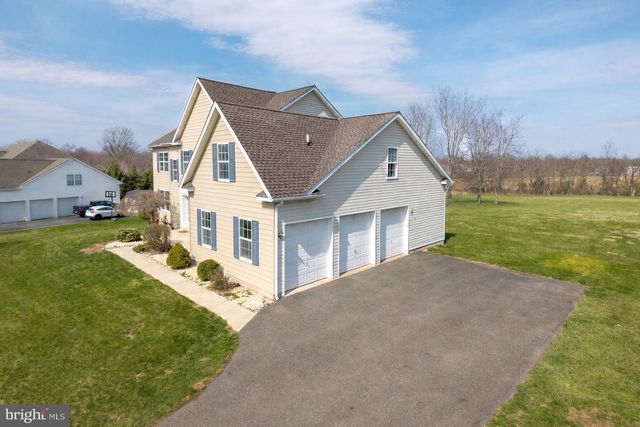 381 BRIANNA CIR, Pottstown, PA 19465