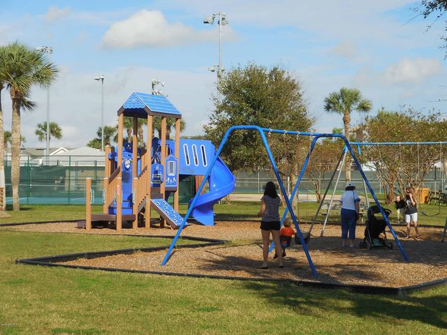 1301 S 1ST Street 906, Jacksonville Beach, FL 32250