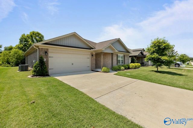 130 Beaver Brook Place, Toney, AL 35773