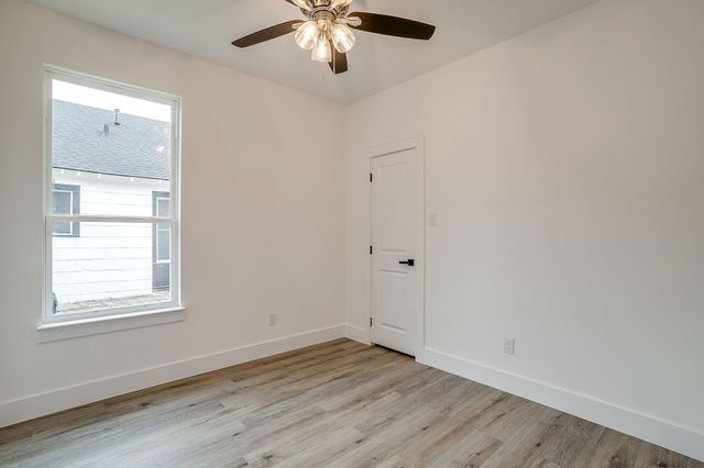 4948 Dunbar Street, Fort Worth, TX 76105