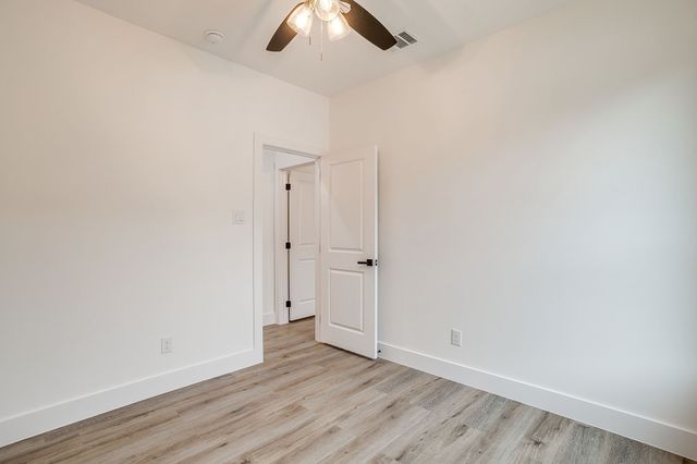 4948 Dunbar Street, Fort Worth, TX 76105