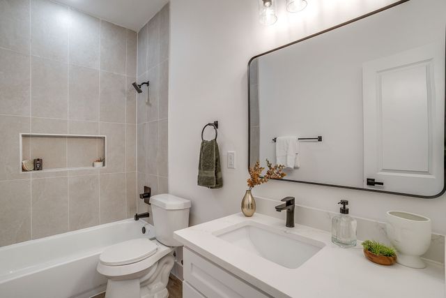 4948 Dunbar Street, Fort Worth, TX 76105