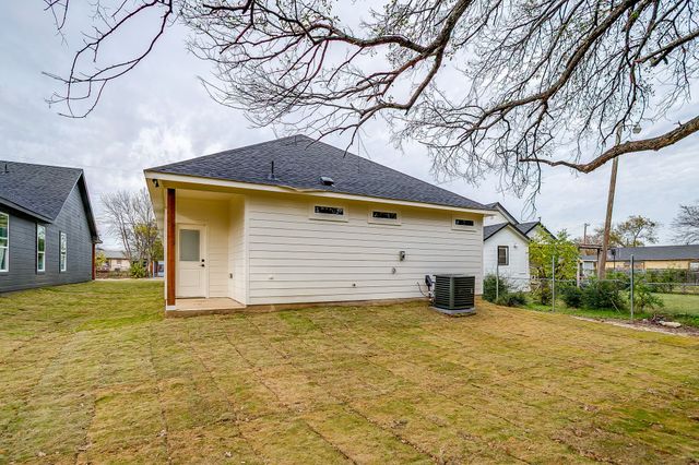 4948 Dunbar Street, Fort Worth, TX 76105