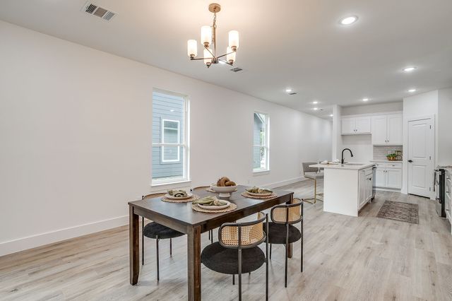 4948 Dunbar Street, Fort Worth, TX 76105