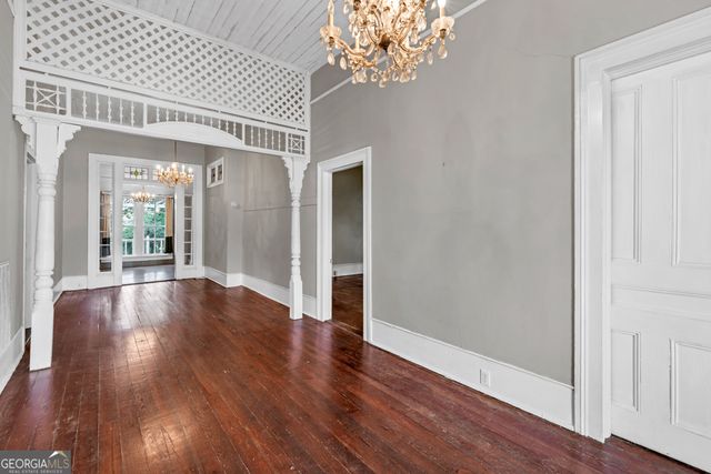 175 S McIntosh Street, Elberton, GA 30635