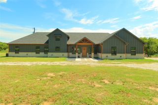 217 Polk, Bowie, TX 76230