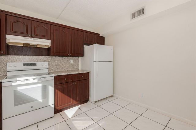 10201 NW 35th Street, Coral Springs, FL 33065