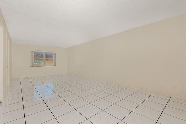 10201 NW 35th Street, Coral Springs, FL 33065