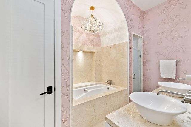 86 N Charles Street, Panama City Beach, FL 32461