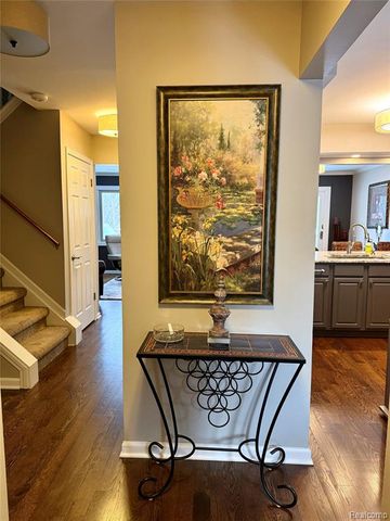 12432 Pinecrest Drive 28, Plymouth, MI 48170