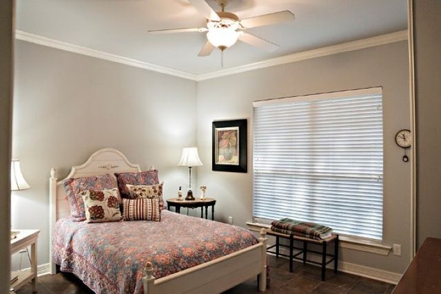 3699 Sabine Street, Athens, TX 75752